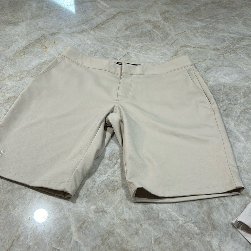 Under Armour golf shorts